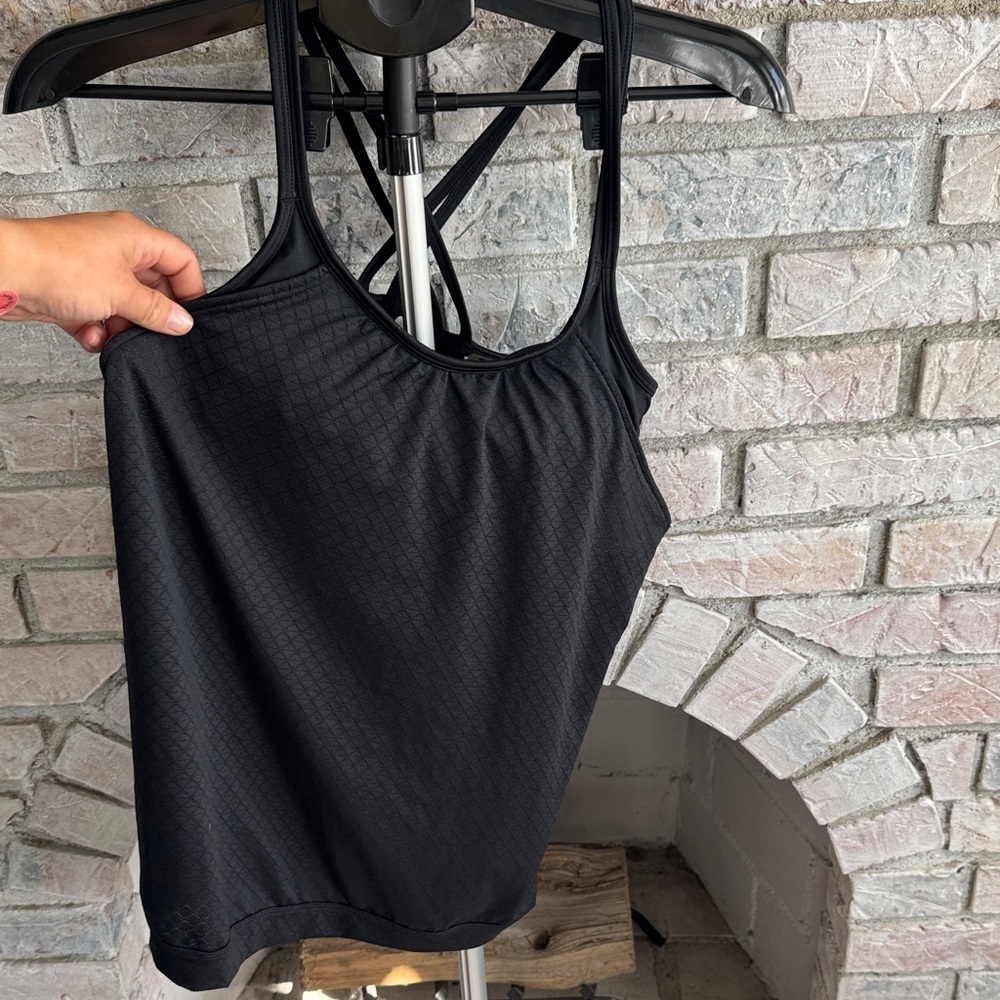 Athleta 2 in 1 Detail Tank/ Sports Bra